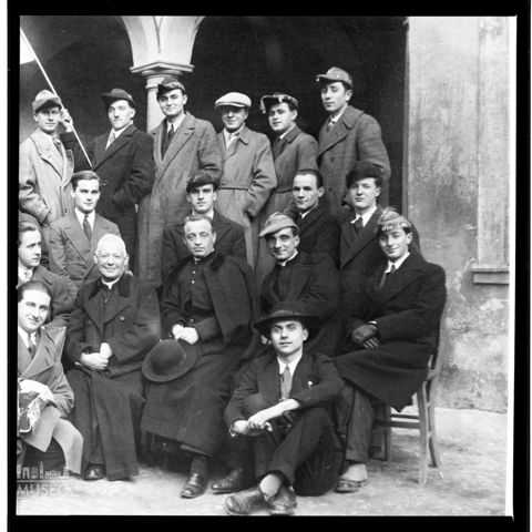 Ritratto di gruppo durante il Congresso Nazionale FUCI a Romano di Lombardia nel 1929