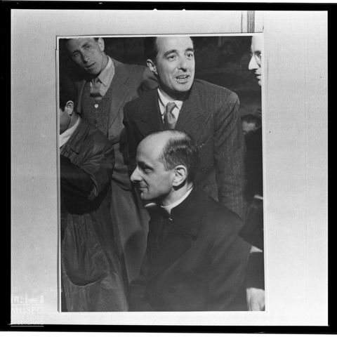 Monsignor Giovanni Battista Montini e Vittorio De Sica durante le riprese del film 