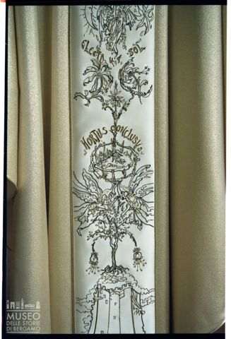 Decorazione a ricamo per casula di Lello Scorzelli