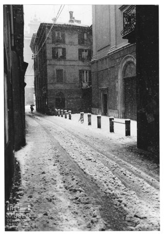 Scorcio di via Colleoni e della chiesa di Sant'Agata nel Carmine
