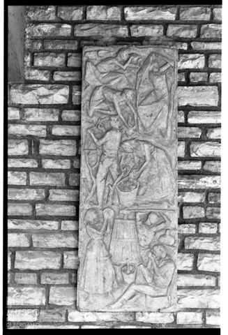 Scultura a rilievo di Domenico Colpani