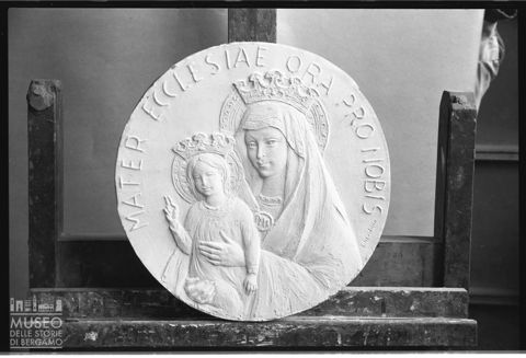 Matrice di uno dei lati della medaglia di Enrico Manfrini per l'arcivescovo Panciroli