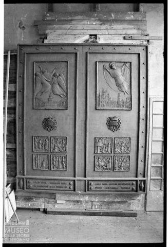 Modello di Enrico Manfrini della porta per la chiesa di San Carlo Borromeo di Nibionno