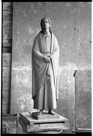 Statua di Enrico Manfrini