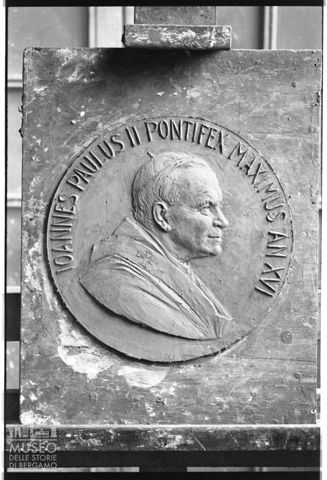 Matrice della medaglia per l'anno della famiglia modellata da Enrico Manfrini