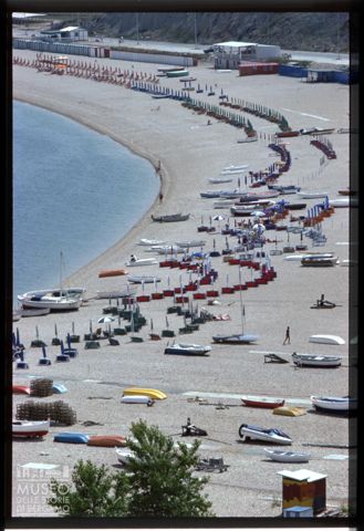 La spiaggia di Numana Bassa