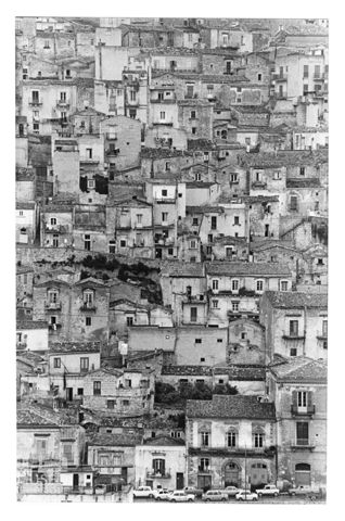 Veduta della città vecchia di Modica
