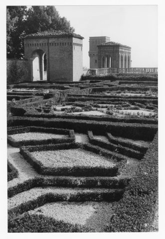 Giardino pensile a Villa Imperiale a Pesaro
