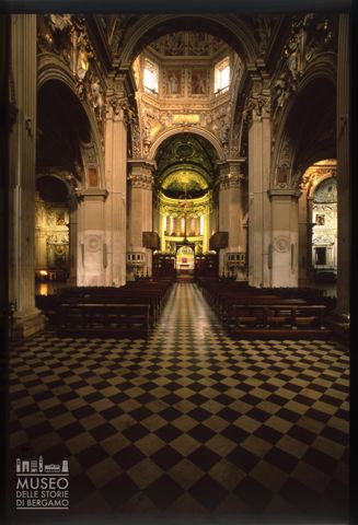 L'interno della Basilica di Santa Maria Maggiore a Bergamo