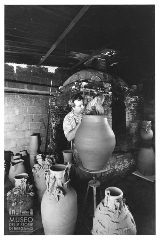 Bottega di ceramica Scuro a Bisignano