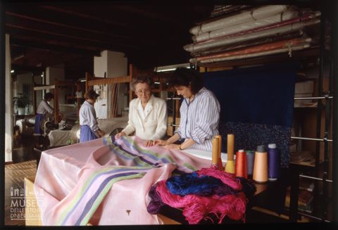 Laboratorio di tessitura manuale a Carimate
