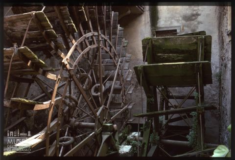 Ruote idrauliche di un mulino a Borghetto sul Mincio