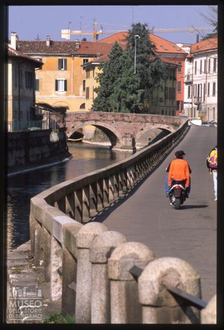 Scorcio di Monza nei pressi del ponte di San Gerardino