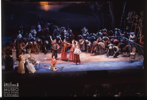 Una scena dell'Evgenij Onegin al Teatro dell'Opera di Roma