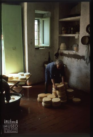 Produzione casearia a Castelluccio