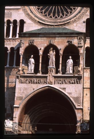 Particolare della facciata del Duomo di Cremona