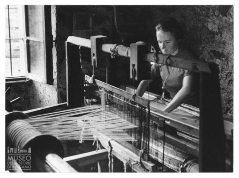 Tessitrice all'opera