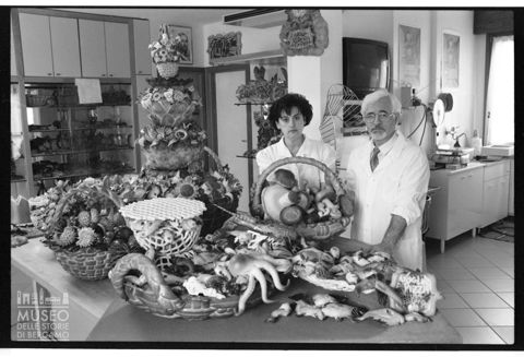 Ritratto di Teresa e Ottavio Giannatempo nel loro laboratorio di Sant'Angelo