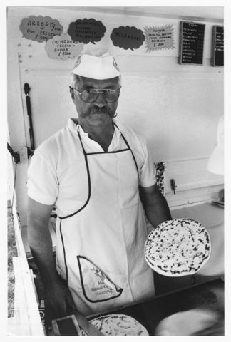 Un maestro della piadina a Pinarella di Cervia