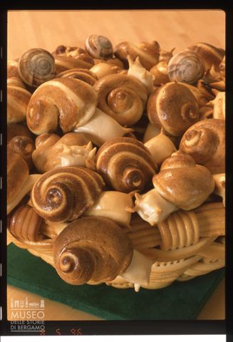Una scultura in pane del laboratorio di Teresa e Ottavio Giannatempo a Sant'Angelo