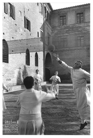 Nell'Abbazia di Monte Oliveto Maggiore ad Asciano