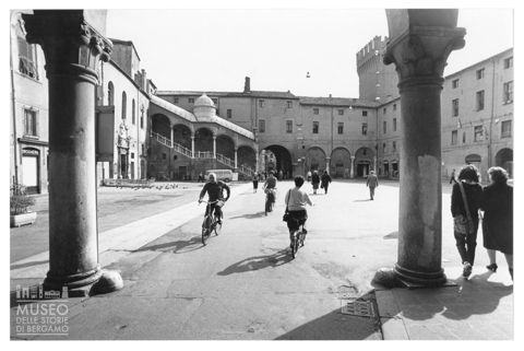 Piazza del Municipio a Ferrara