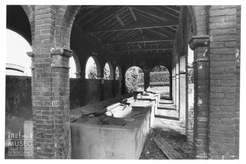 Il lavatoio nel Villaggio Operaio di Crespi d'Adda