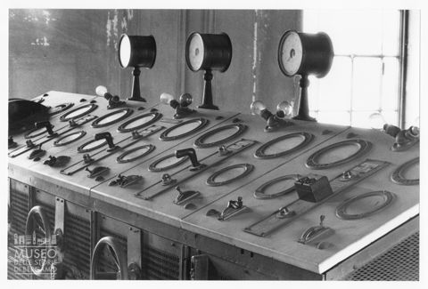 La postazione di controllo della centrale idroelettrica nel Villaggio Operaio di Crespi d'Adda