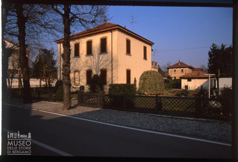 Una delle case degli operai nel Villaggio Operaio di Crespi d'Adda