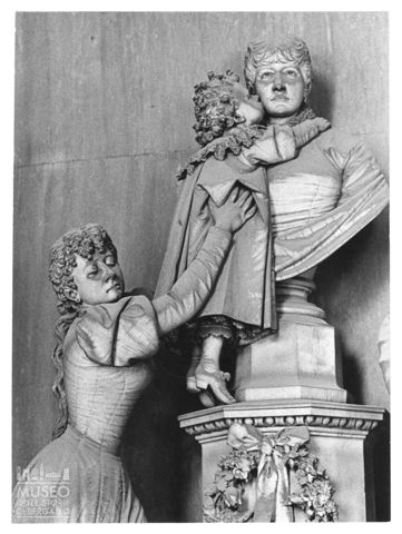 Monumento funebre nel cimitero monumentale di Staglieno a Genova