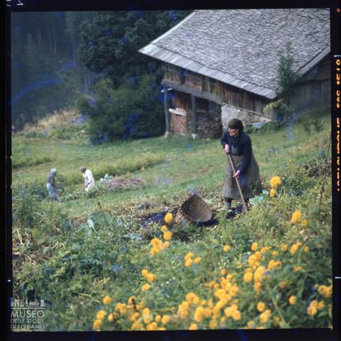 Scena di vita contadina a Santa Fosca