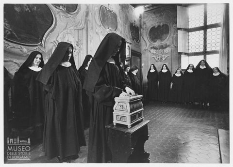 Una votazione nel monastero di San Benedetto a Bergamo