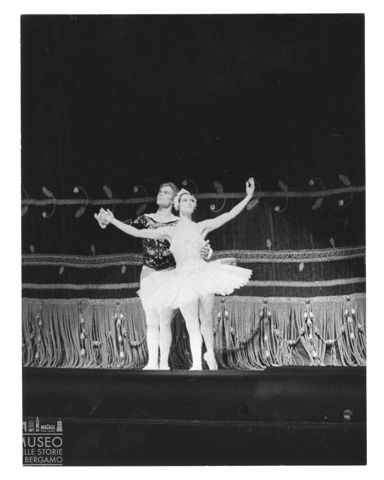 Ritratto di Carla Fracci e Rudolf Nureyev durante la rappresentazione de 