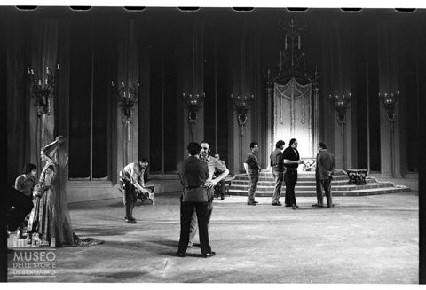 L'allestimento della scenografia de 