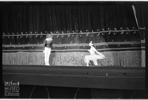 Ritratto di Carla Fracci e Rudolf Nureyev durante la rappresentazione de 
