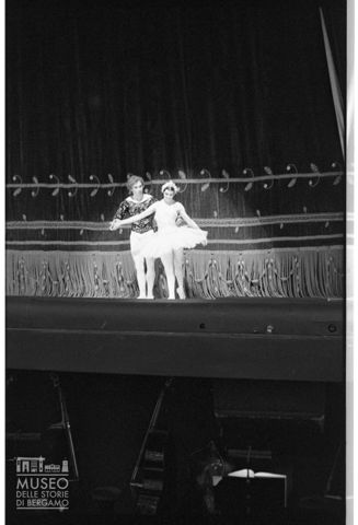 Ritratto di Carla Fracci e Rudolf Nureyev durante la rappresentazione de 