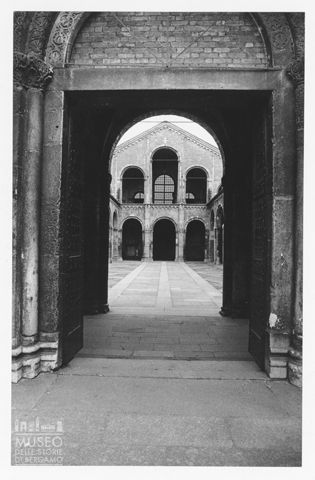 La Basilica di Sant'Ambrogio a Milano
