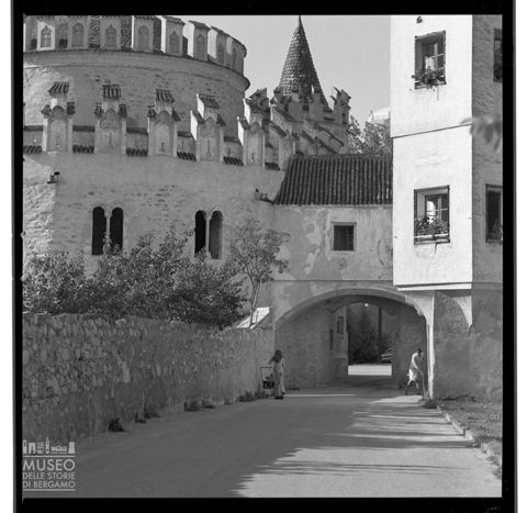 Scorcio dell'entrata all'Abbazia di Novacella a Varna