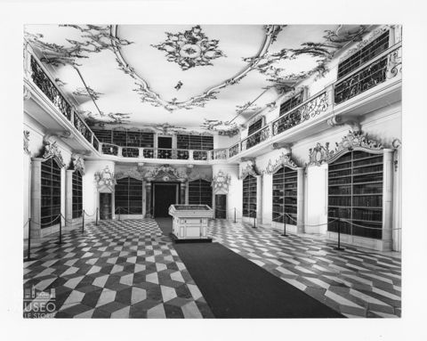 Biblioteca dell'Abbazia di Novacella a Varna