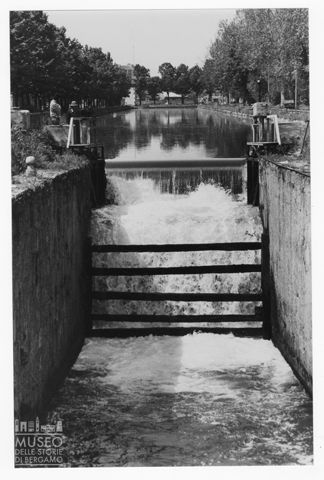Una chiusa del Naviglio Pavese
