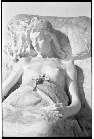 Il monumento funebre di Enrico Butti dedicato a Isabella Casati nel Cimitero Monumentale di Milano