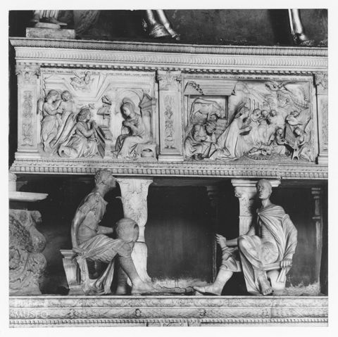 Particolare del mausoleo di Bartolomeo Colleoni all'interno della Cappella Colleoni a Bergamo