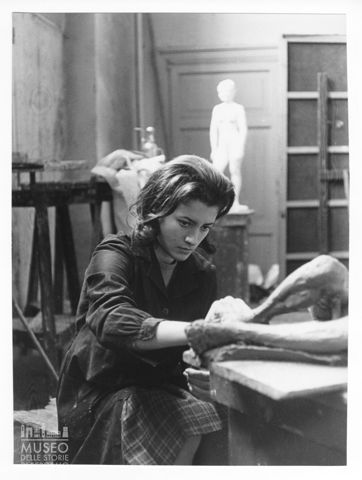 Ritratto di una studentessa dell'Accademia di Belle Arti Giacomo Carrara di Bergamo