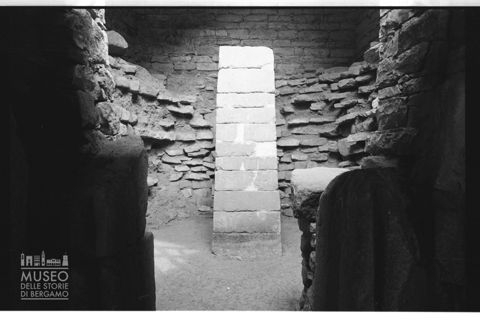La Tomba della Pietrera nell'area archeologica di Vetulonia