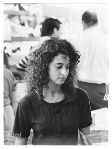 Ritratto di ragazza alla Sagra Regionale degli Uccelli ad Almenno San Salvatore