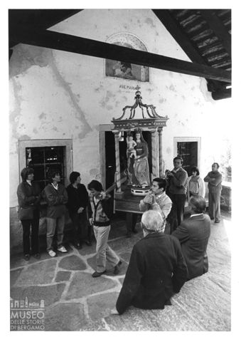 Arrivo dei fedeli al santuario del Gannariente in Val Bavona