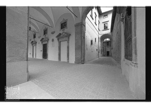 I portici del palazzo comunale di Sansepolcro