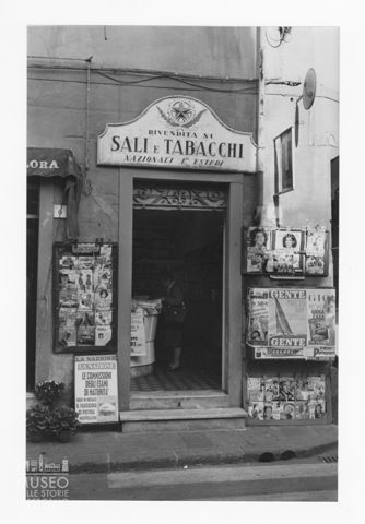 Una tabaccheria a Pescia