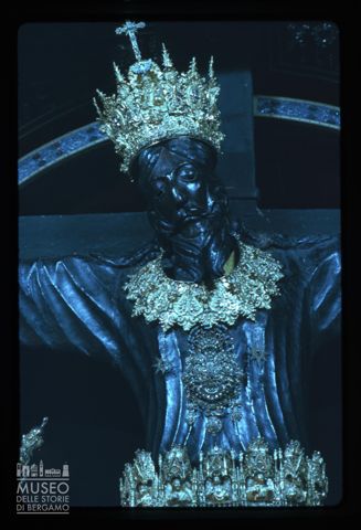 Il Volto Santo di Lucca nella Cattedrale di San Martino a Lucca