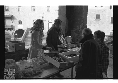 Scena di vita quotidiana a Cortona